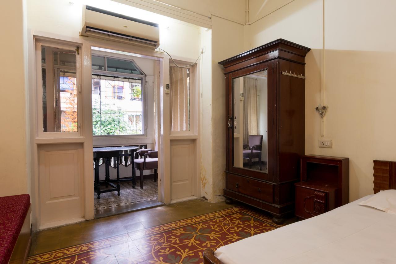 Bed And Breakfast At Colaba Mumbai Exterior foto